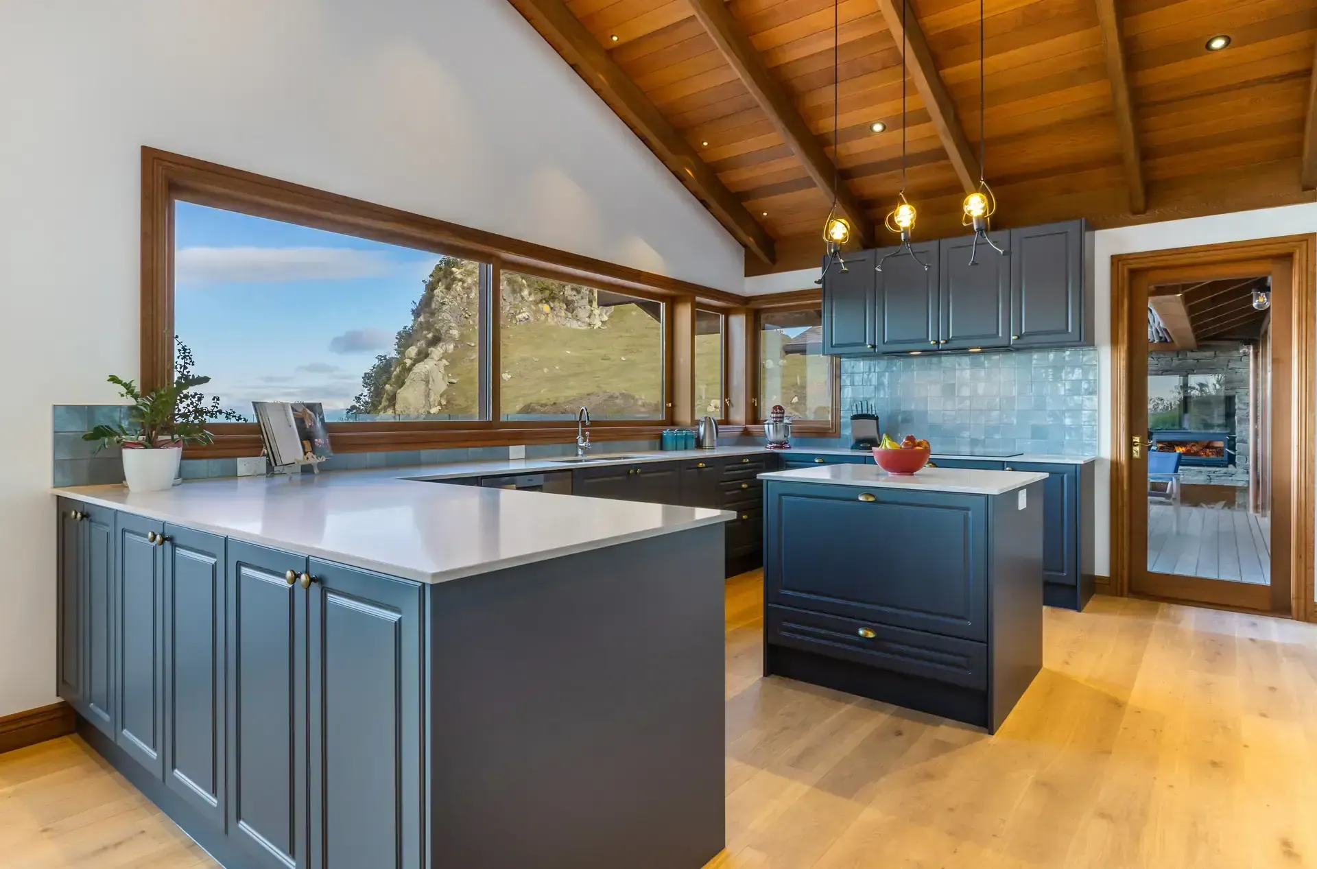 Stone Interiors workshop